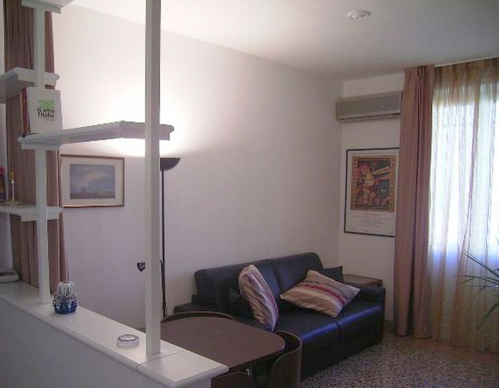 Cathy Apartment ローマ 部屋 写真