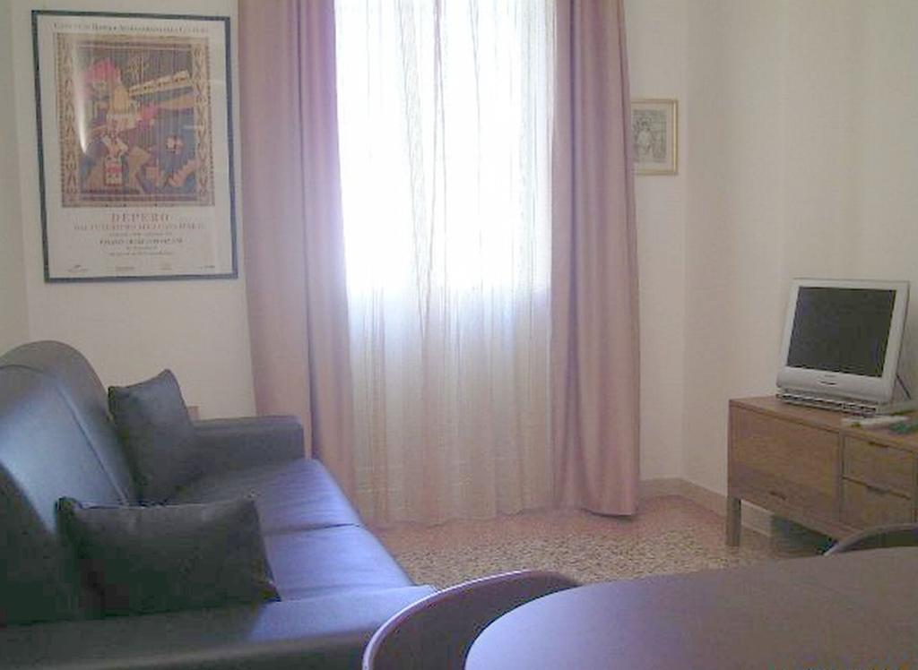 Cathy Apartment ローマ 部屋 写真